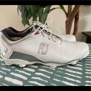 Mens FootJoy DNA golf shoes size 10.5